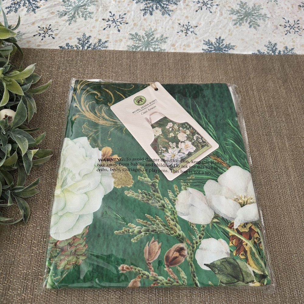 Michel Design Winter Blooms Chef Apron